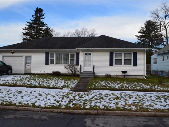 Foto principal - 1412 Kellogg Ave