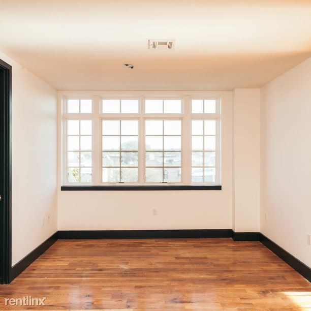 Foto del edificio - 803 Wyckoff Ave