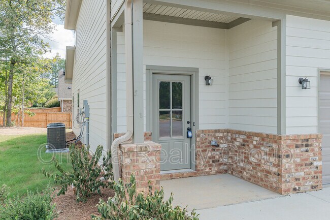 Foto del edificio - 171 King Richards Way