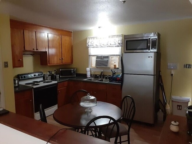 Building Photo - 2510 Brinkwood Dr