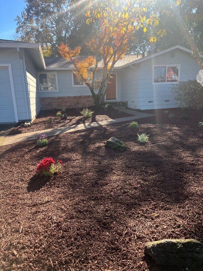 Foto del edificio - Rincon Valley Three Bedroom Home