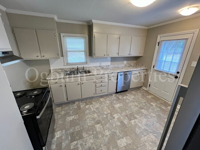 Foto del edificio - 2280 Brindle St-2BR/1BA-Charming, Rehabili...