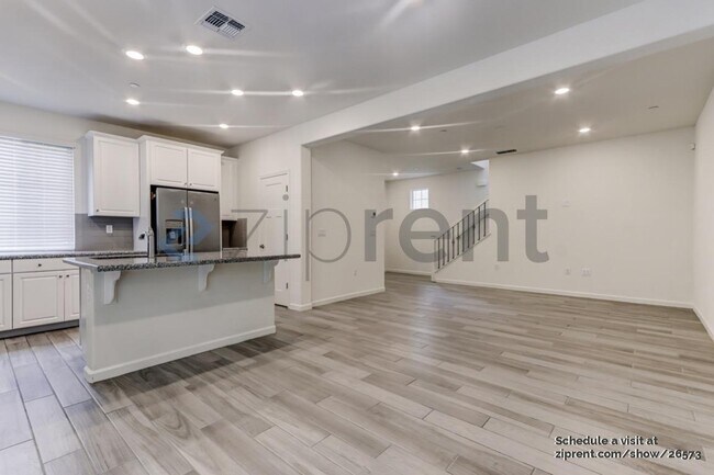 Building Photo - 4016 Matterhorn Pl