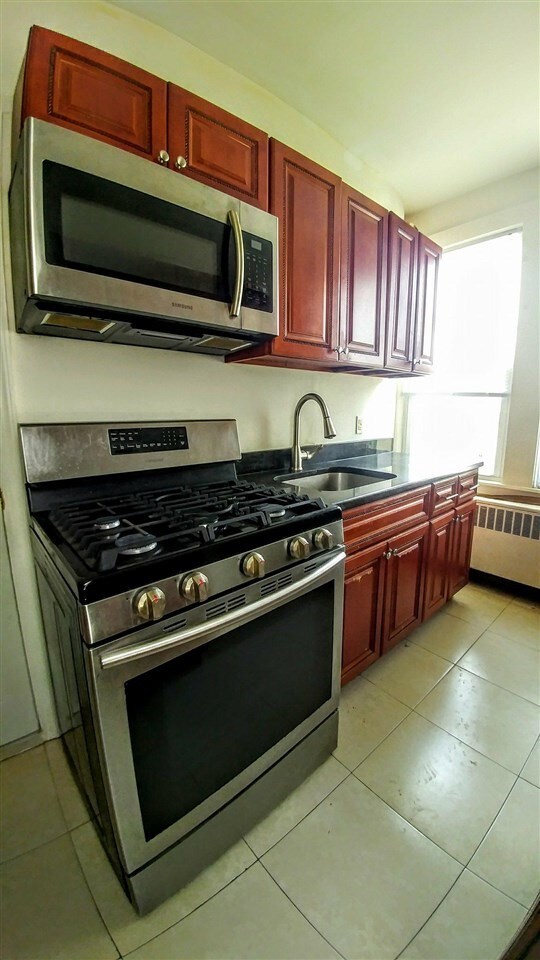 Foto del edificio - 87 Wales Ave