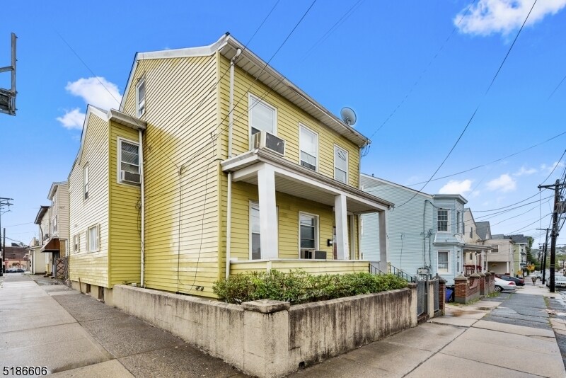 Foto del edificio - 160 5th Ave