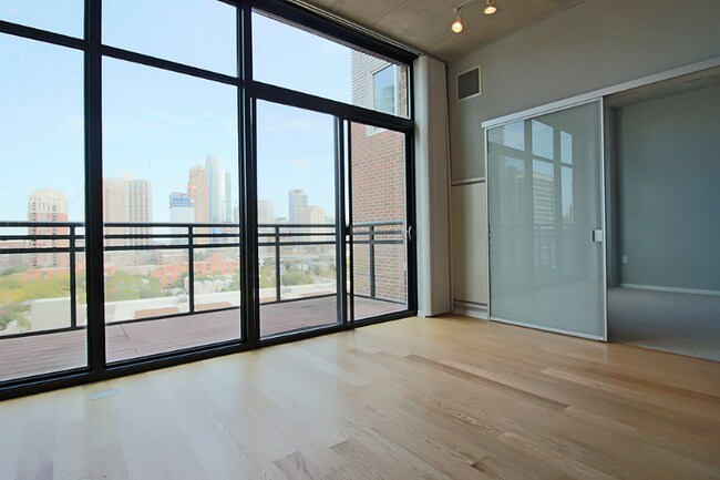 Foto del edificio - 150 W 9th St