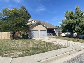 Building Photo - 6570 Montarbor Dr