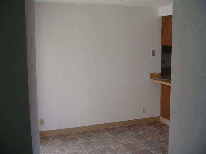 Foto del edificio - Southeast Springfield 2 bedroom duplex