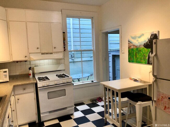 Foto del edificio - 3 Broderick St