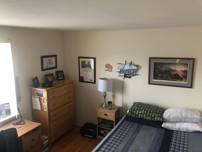 Foto del edificio - 3257 N Sheffield Ave