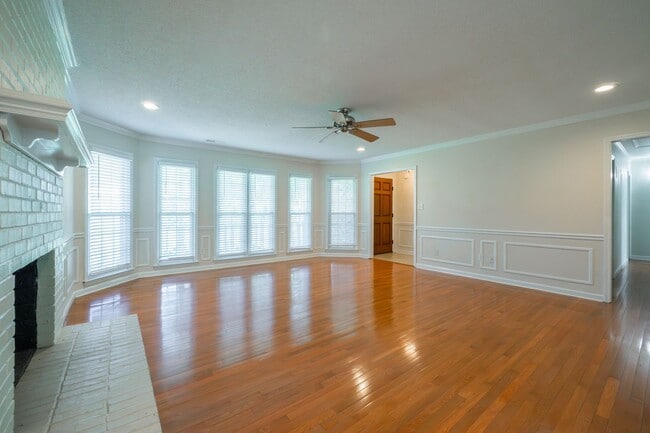 Building Photo - 5142 Blackberry Ln