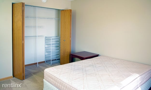 Foto del edificio - 244 W Gilman St