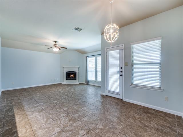 Building Photo - 10305 Hidden Haven Dr