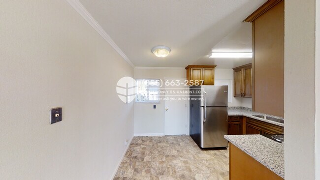 Foto del edificio - 6411 Baine Ave