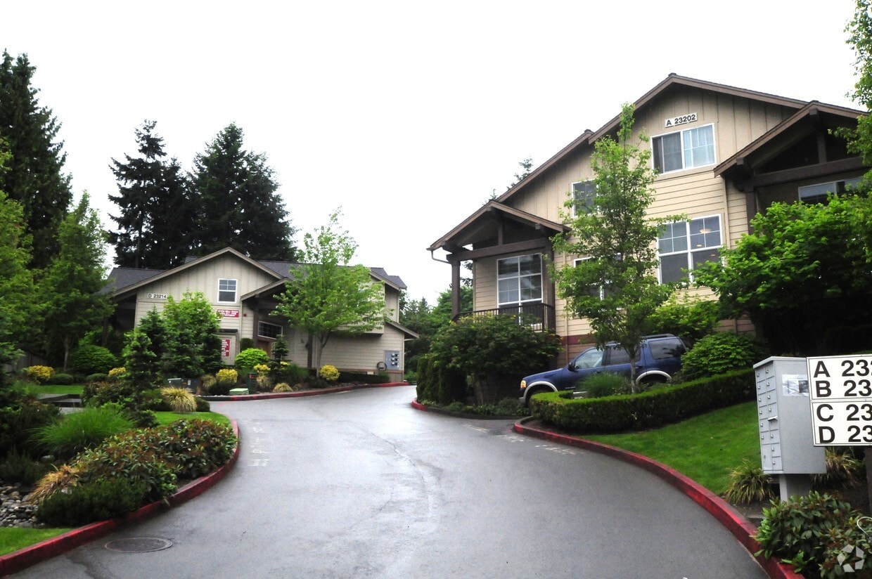 Primary Photo - Fitzgerald Townhomes
