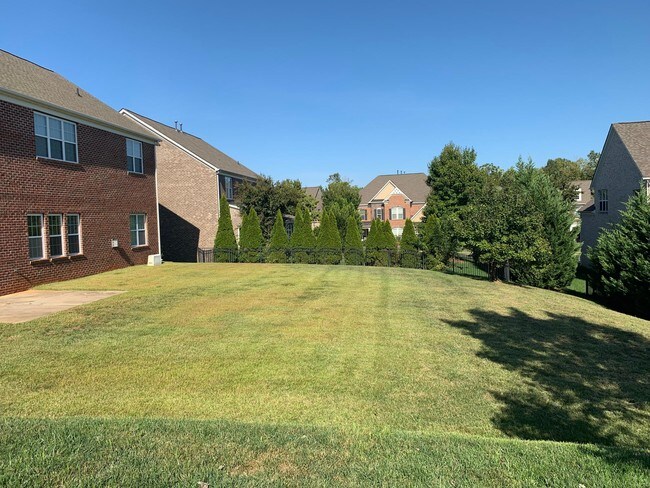 Foto del edificio - 9613 Woburn Rd