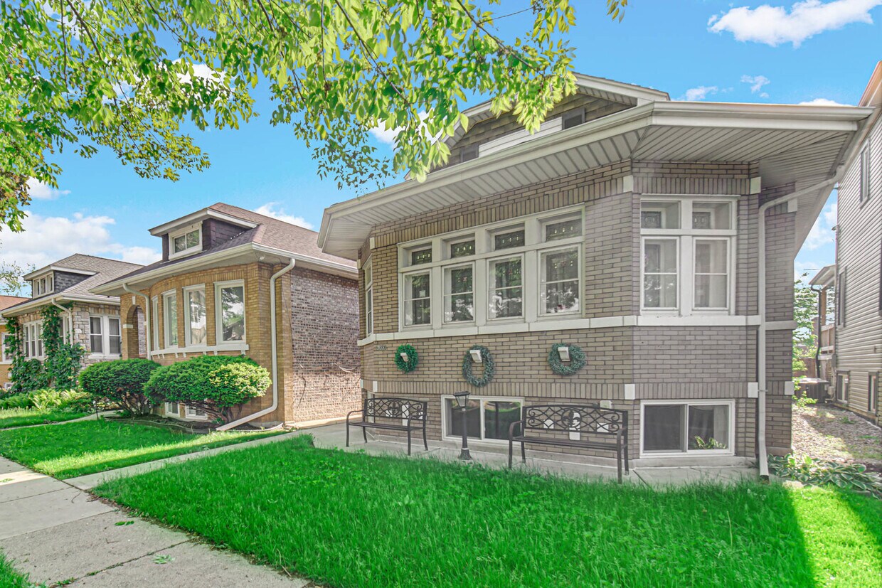 Primary Photo - 3506 Gunderson Ave