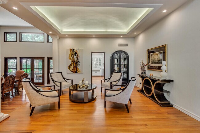 Foto del edificio - 609 Wild Willow Dr