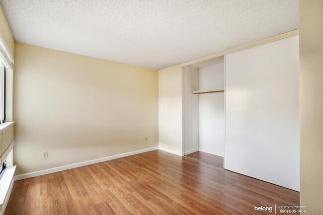 Building Photo - 928 Wright Ave