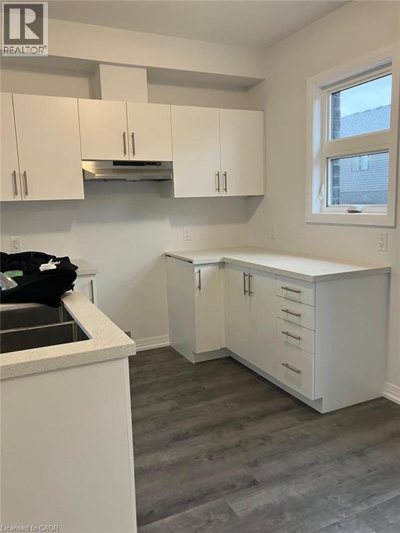 Photo du bâtiment - 6705 Cropp St