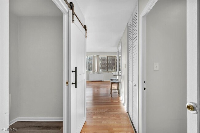 Foto del edificio - 12520 Edgewater Dr