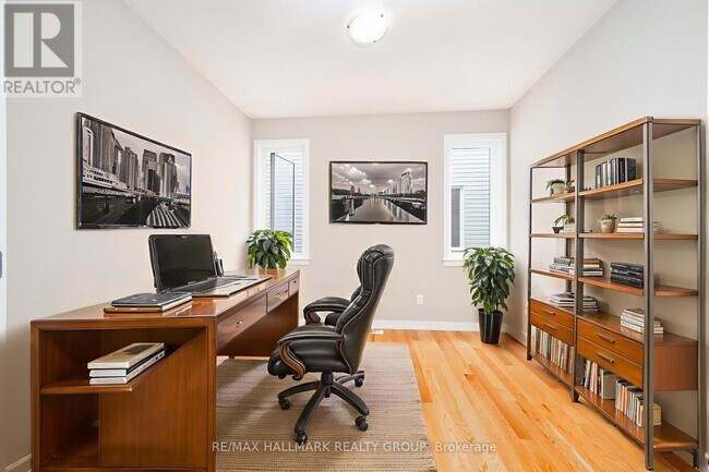 Building Photo - 238 Condado Cres
