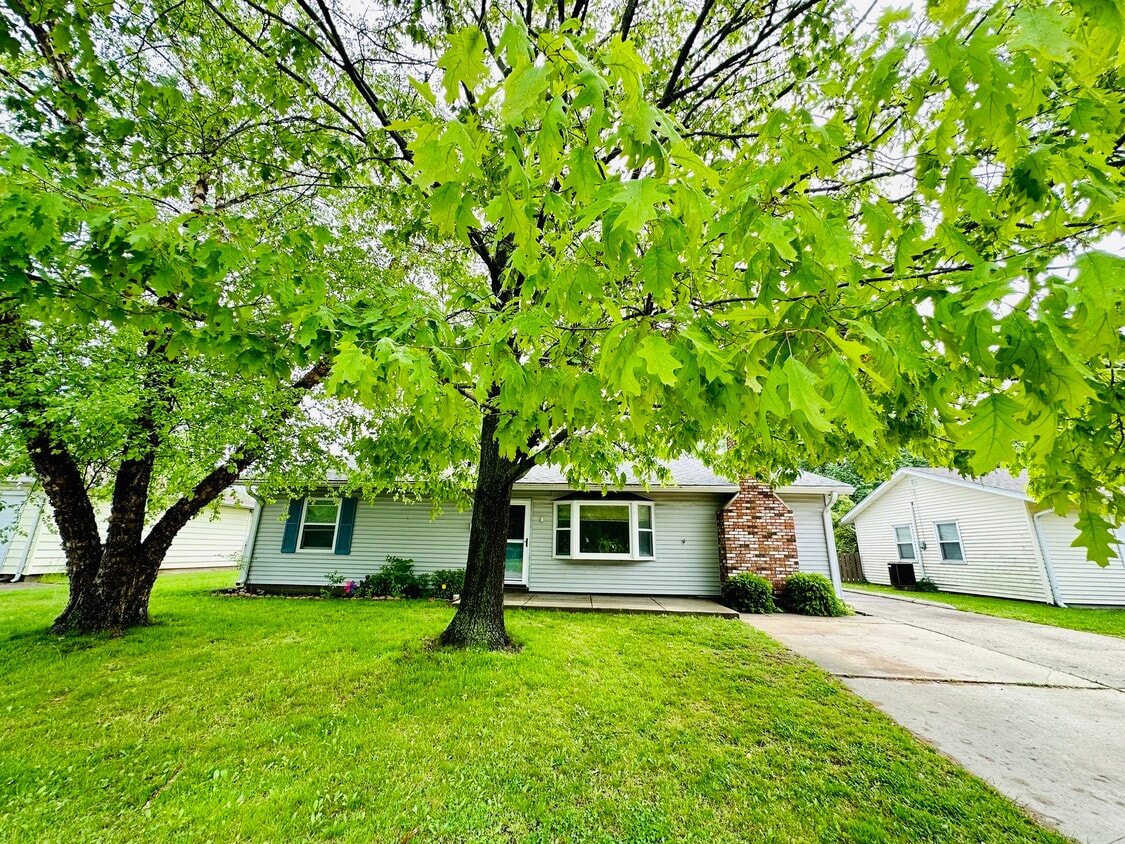 Photo - 2705 S 9th St (Lafayette, IN)