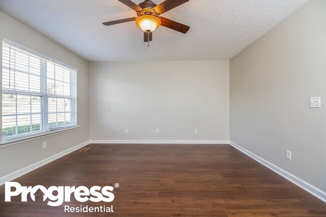 Building Photo - 316 John Henry Dr