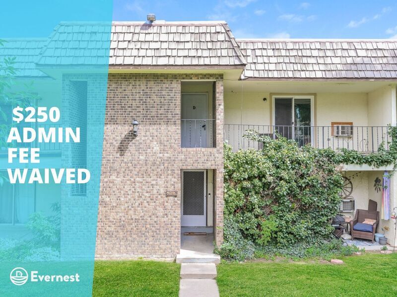 Foto principal - 4565 S Lowell Blvd