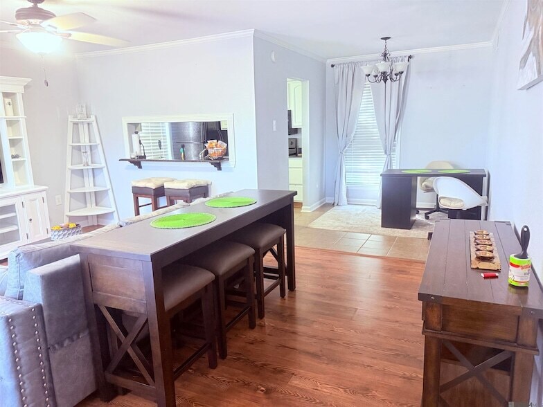 Foto principal - 10296 W Winston Ave