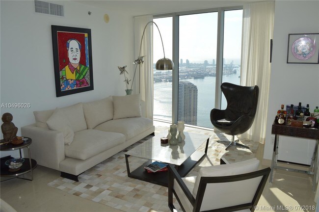 Foto del edificio - 495 Brickell Ave