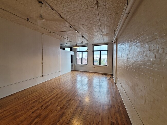 Living Room - The Lofts at Searle