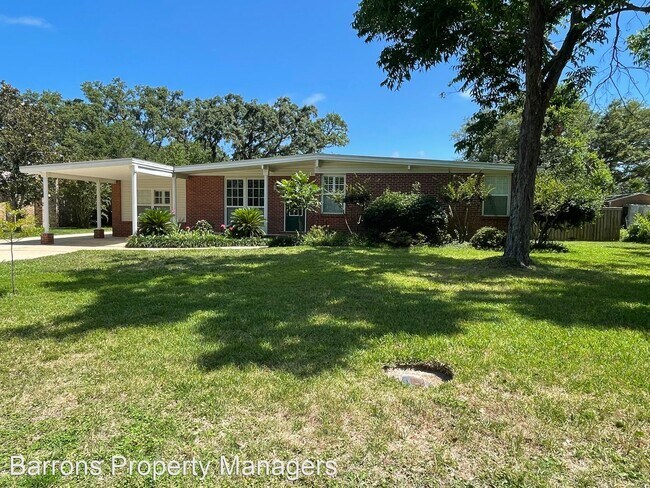 Building Photo - 4 br, 2 bath House - 421 Warwick Street