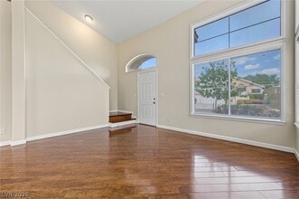 Building Photo - 9045 Flutell Ct