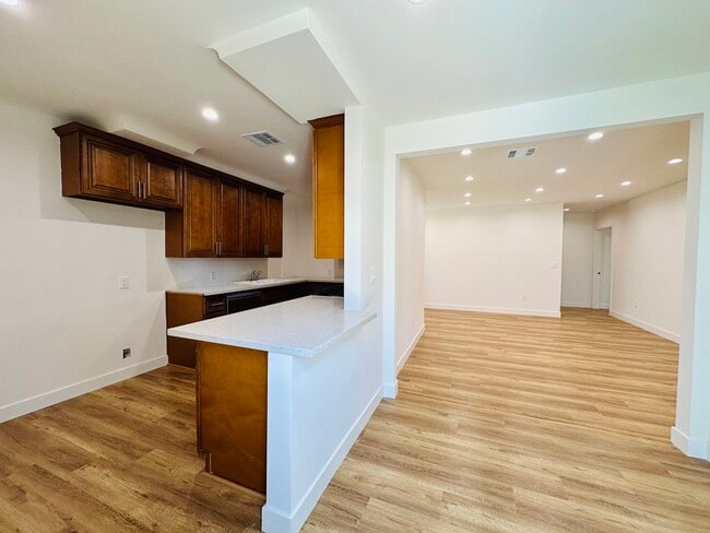 Foto del edificio - 11104 Oxnard St