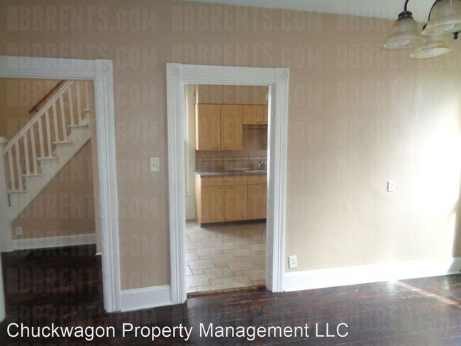 Building Photo - 3 br, 1 bath House - 302 South B Street,