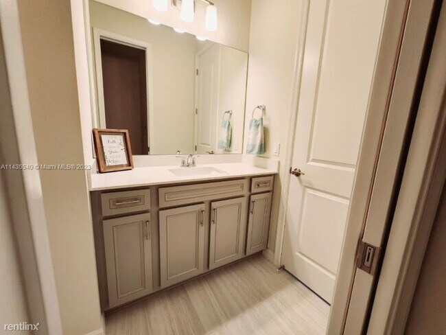 Foto del edificio - 3 br, 2.5 bath House - 8189 Cinch Way