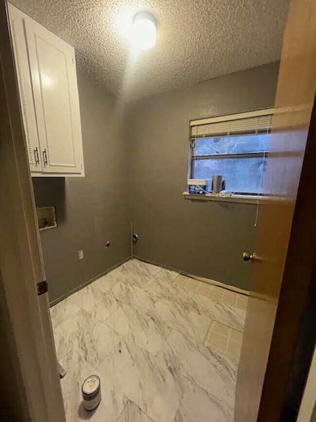 Foto del edificio - 510 32nd St NE