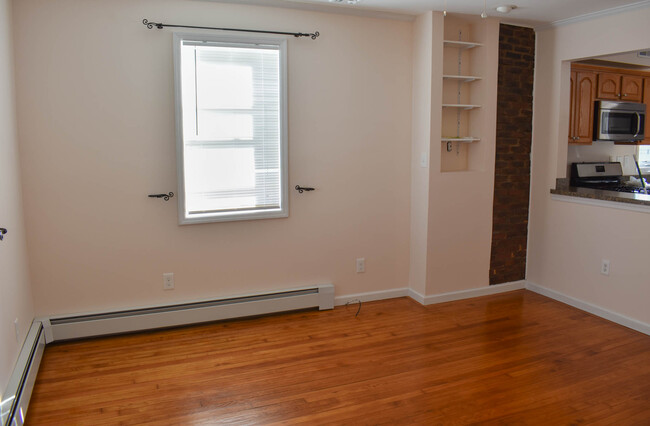 Lliving Room - 11 Church St