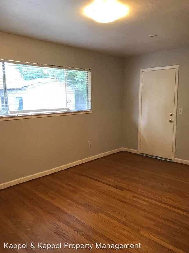 Building Photo - 3 br, 2 bath House - 111 Abbey Street