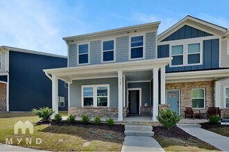 Building Photo - 723 Chandler Stone Dr