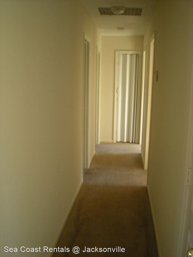 Foto del edificio - 3 br, 2 bath House - 405 Dawn Court