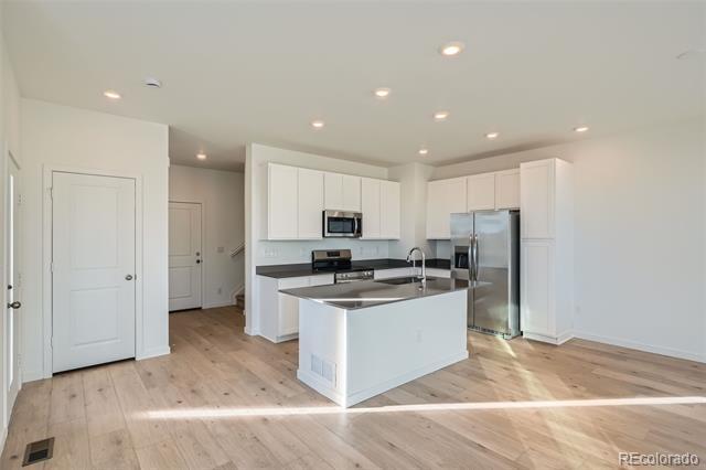 Foto del edificio - 1979 S Gold Bug Wy