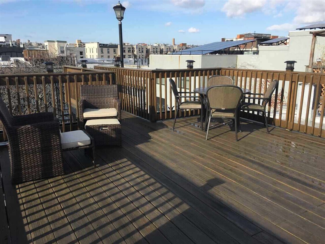 134 Garden St Unit 4, Hoboken, NJ 07030 Condo for Rent in Hoboken, NJ