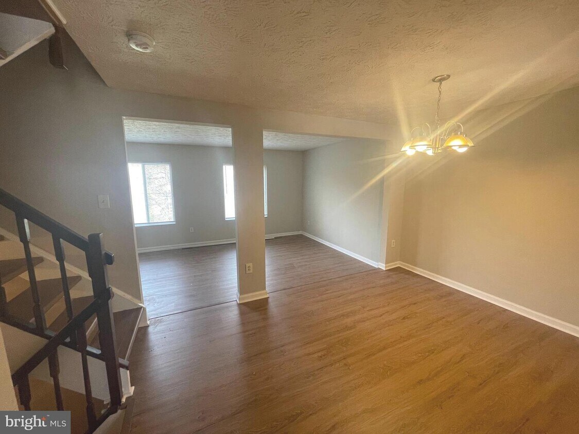 4216 Dunwood Terrace, Burtonsville, MD 20866 Townhome Rentals in