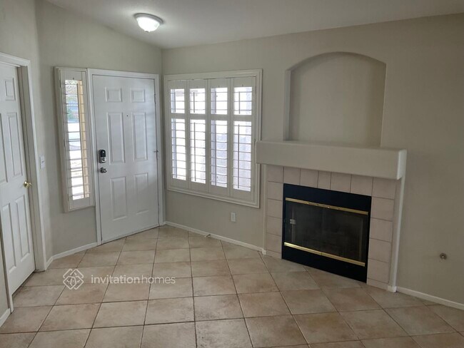 Building Photo - 7120 Desert Clover Ct