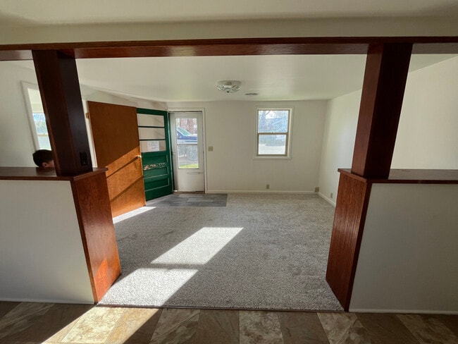 Foto del edificio - 1166 S Sheridan Ave