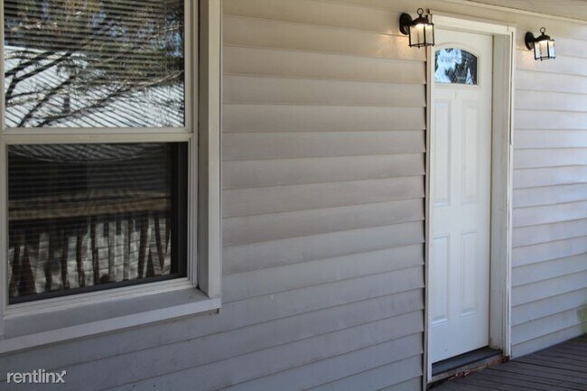 Foto del edificio - 3 br, 1.5 bath House - 1008 Buffalo St