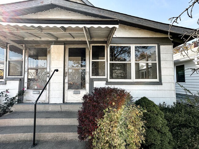 Foto del edificio - 506 - 508 Emerson Ave