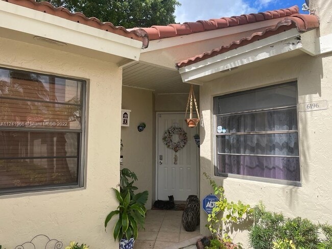 Building Photo - 6196 NW 170th Ln